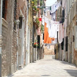 Gasthuis Veneziacentopercento Rooms