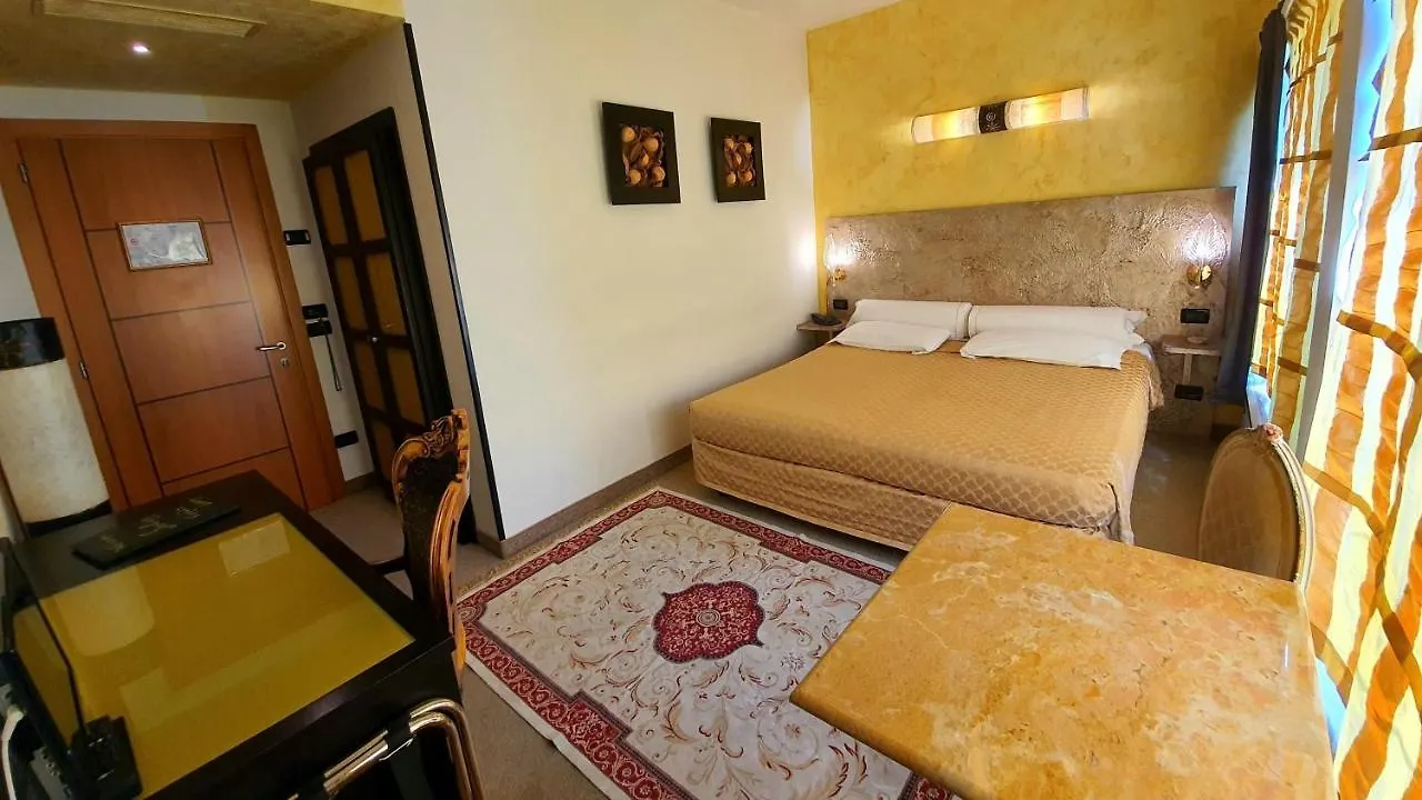 Hotel Feel Inn Venice Airport 3*,