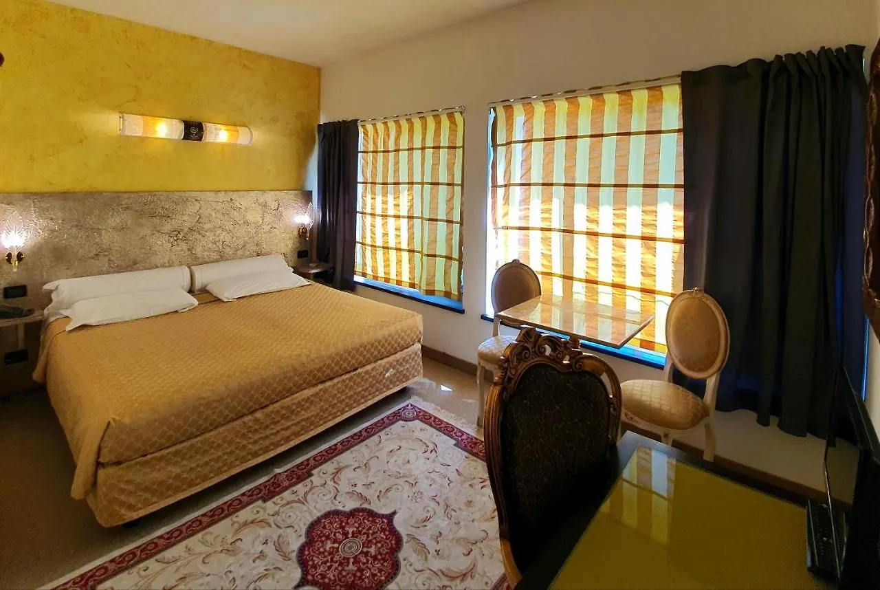 *** Guest house Hotel Feel Inn Venice Airport Italy